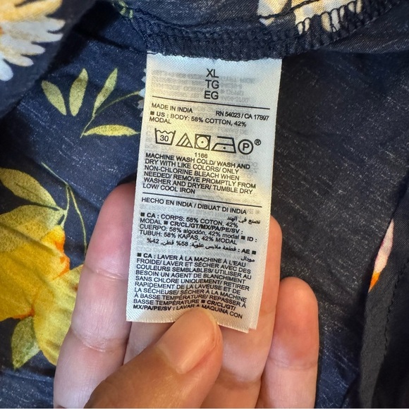 Only Blue Relaxed Button Down Shirt

#1096 - Picture 4 of 6